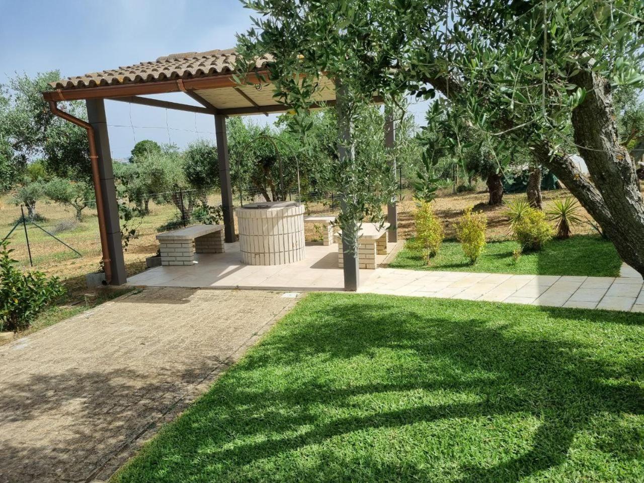 Accogliente Villa Con Piscina Caltagirone Buitenkant foto